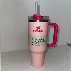 Stanley 40oz Stainless Steel H2.0 Flowstate Quencher Tumbler Flamingo